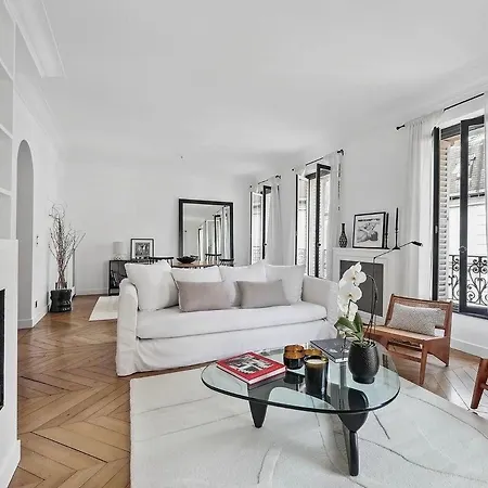 Apartment Amazing Eiffel Tower
